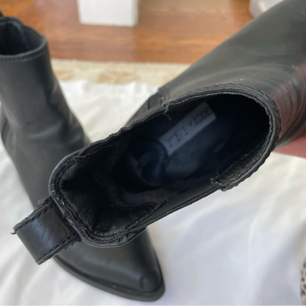 Steve Madden "Audience" Chelsea Boot - Picture 6 of 6